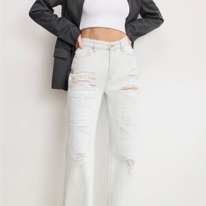 Good American The Khloé Jeans Distressed
